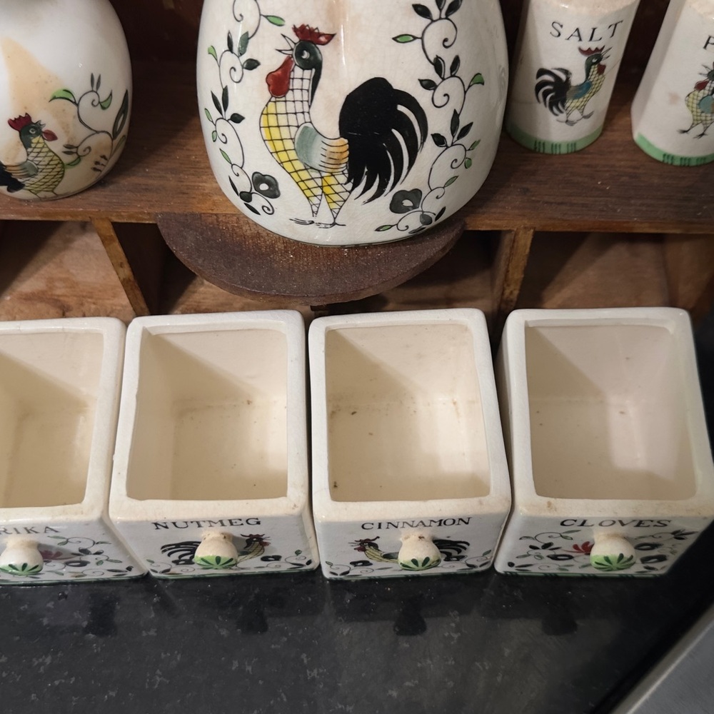 Vintage Royal Sealy Oil And Vinegar Spice Rack - Incomplete. - Picture 2 of 15